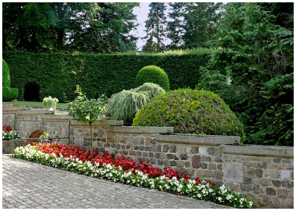 muret-allee-centrale